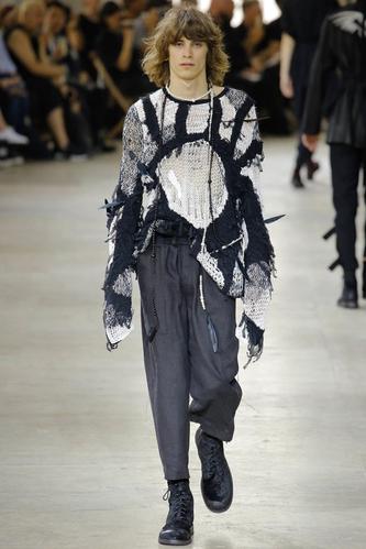 Ann Demeulemeester SS17 collection | UJNG