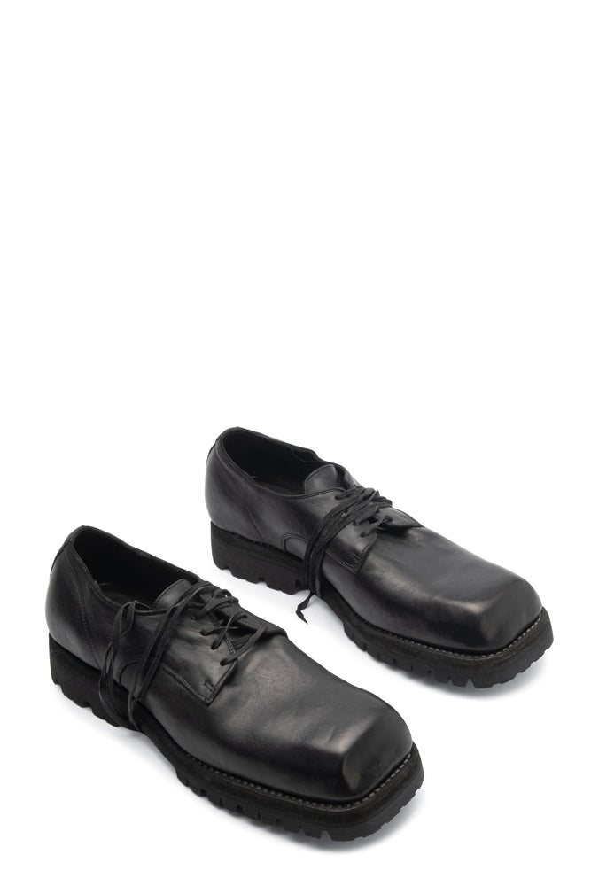 79082V Derby Black