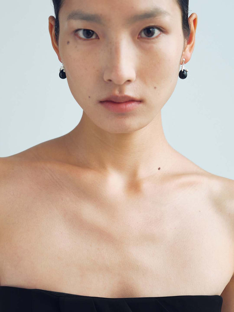 Olio e Aceto Black Agate Round Earring