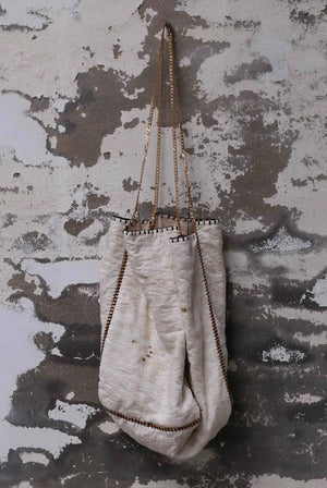 Mute Dance Hobo Bag Hoary