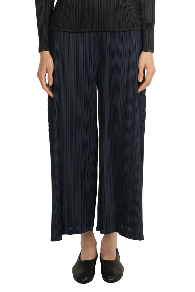 Mellow Pleats Trousers Blue Black