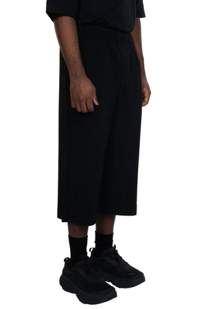 Pleats Bottoms 1 Cropped Trousers Black