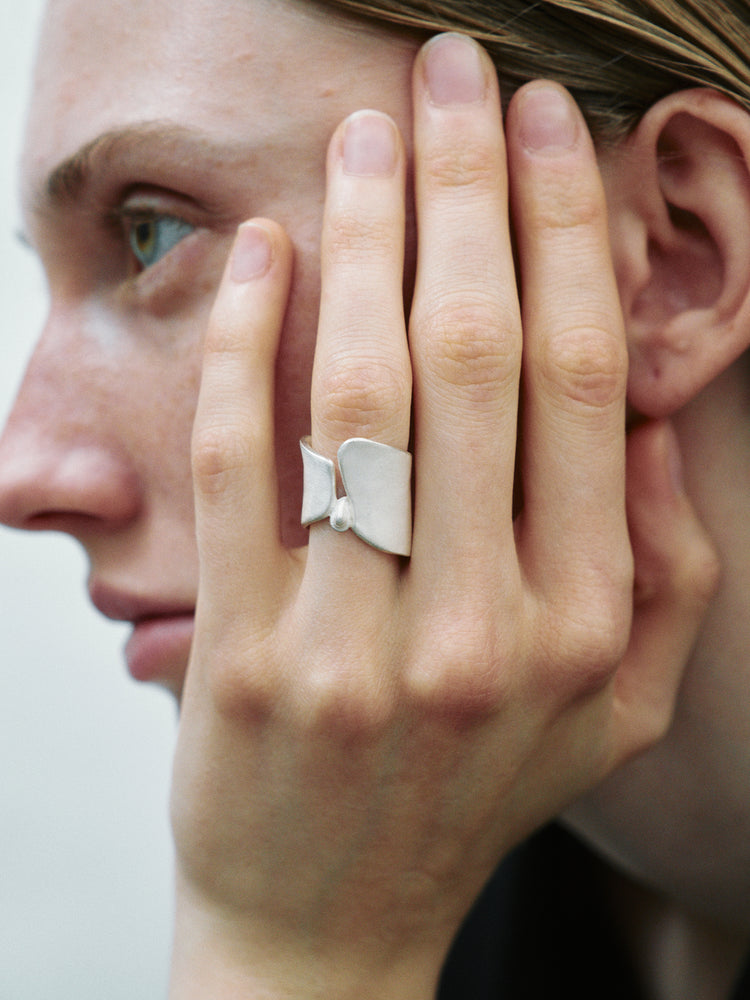Silver Gem Collar Ring