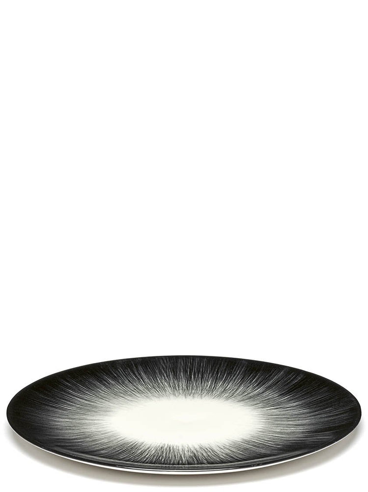 Ann Demeulemeester x Serax 17,5cm Black plate