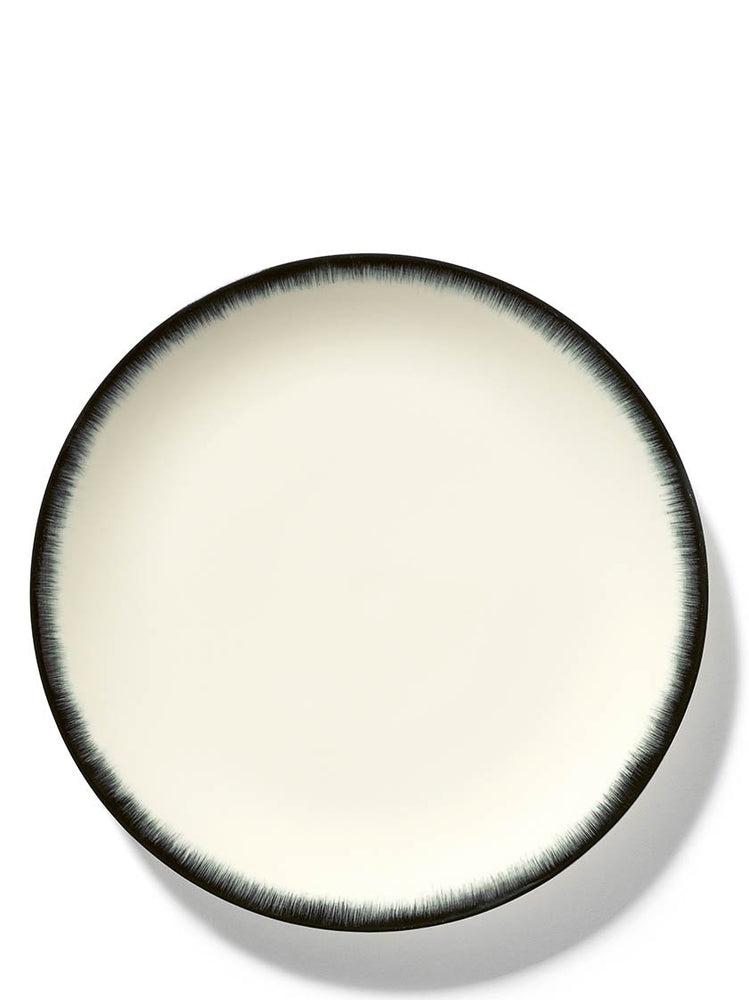 Ann Demeulemeester x Serax 28cm Black plate
