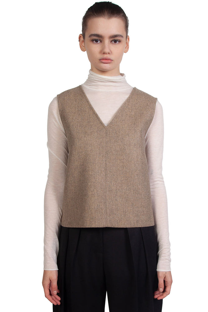 KinderSalmon V-neck Wool Cropped Vest