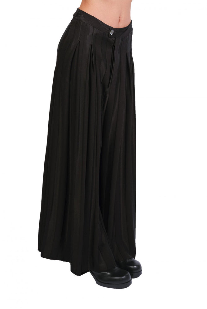 A Tentative Atelier Black Pants