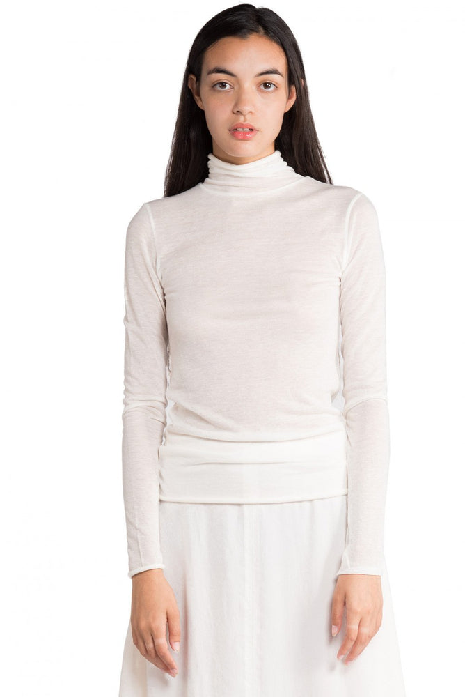 Greyyang Ivory Turtle Neck