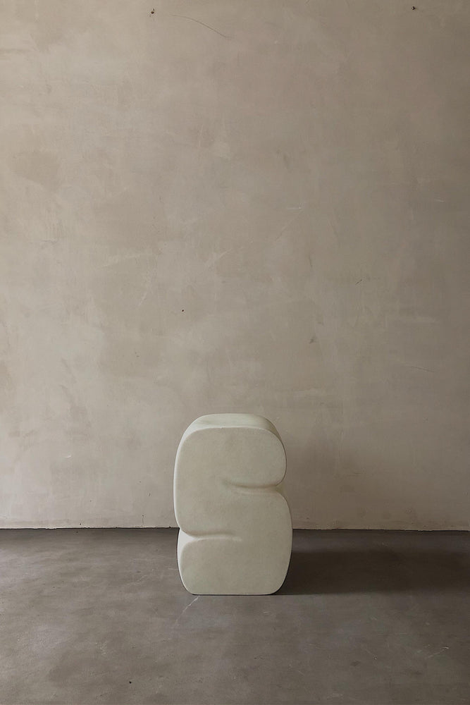 Kar-Studio Curl-up Stool