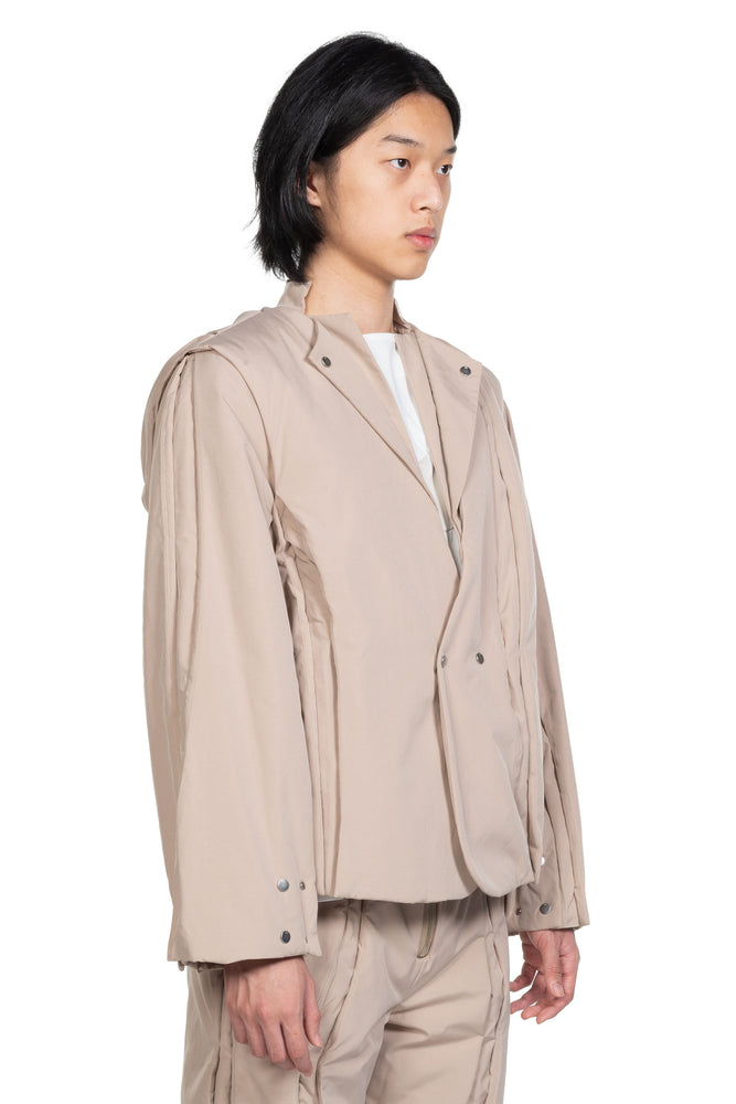 Aenrmous Spin Crevice Blazer Beige