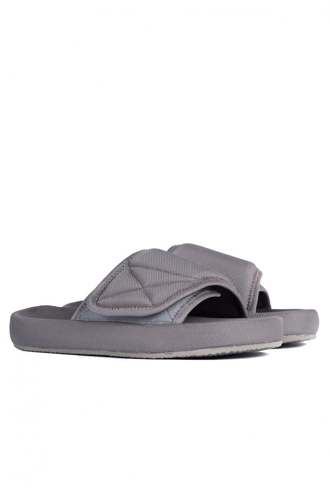 Yeezy Season 6 Slides 